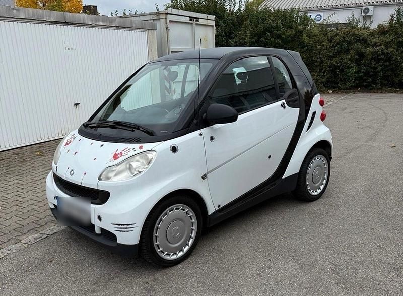 Weiß Gebraucht 2011 Smart ForTwo Coupé Pure Coupé | 2.290 € (Guter Preis) - Bild 1/4