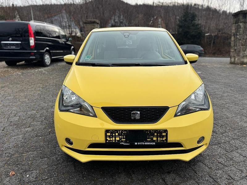 Gelb Gebraucht 2012 Seat Mii Style Kleinwagen | 4.499 € (Guter Preis) - Bild 1/4