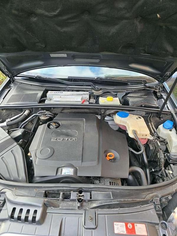 Gebraucht Audi A4 140 PS (102 kW) 2005 Grau Kombi