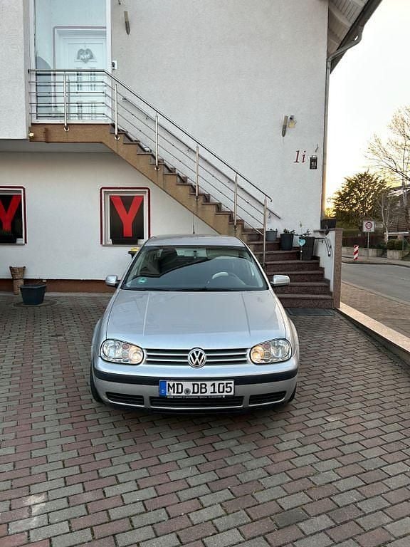 Gebraucht VW Golf IV Edition 75 PS (55 kW) 2002 Silber Limousine