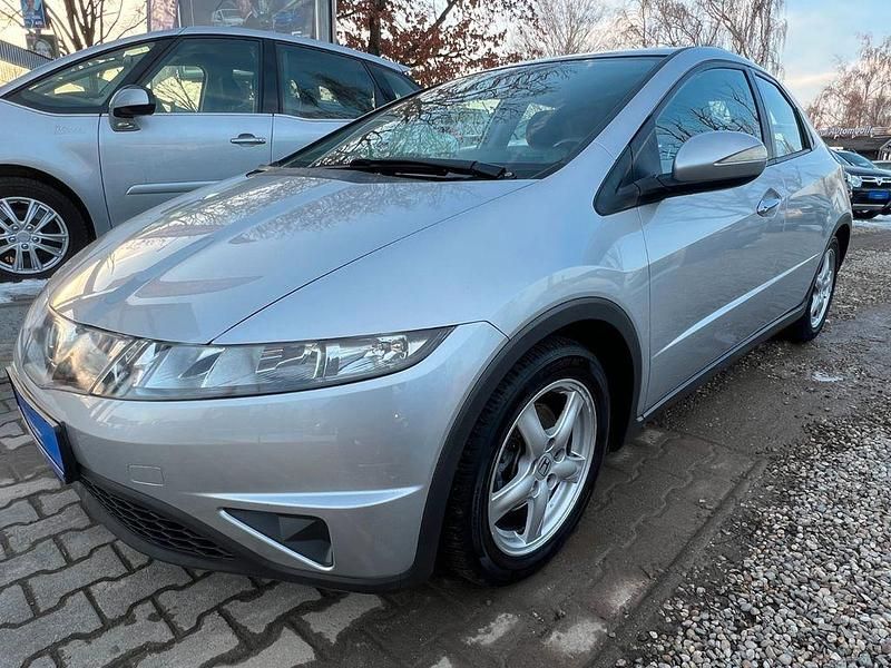Gebraucht Honda Civic S 99 PS (72 kW) 2006 Silber Limousine