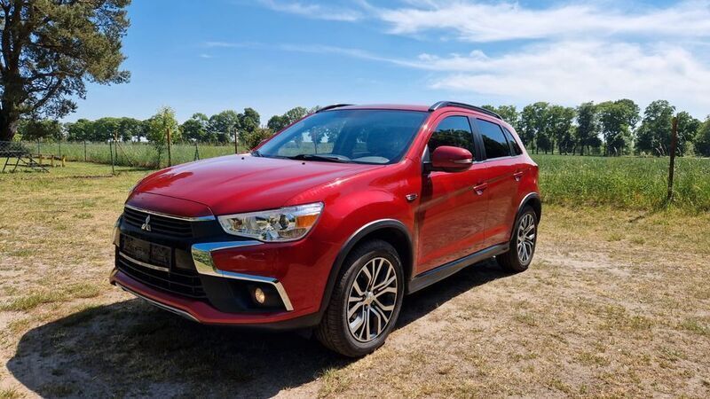 Rot Gebraucht 2017 Mitsubishi ASX Edition SUV | 15.500 € (Teuer) - Bild 1/4