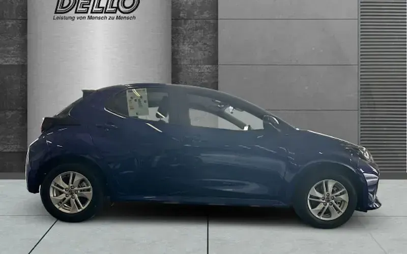 Gebraucht Mazda 2 Center-Line 116 PS (85 kW) 2025 Blau Limousine