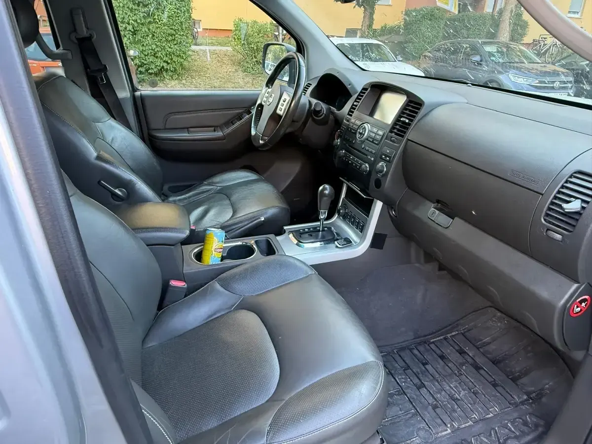 Gebraucht Nissan Navara 231 PS (169 kW) 2016 Silber Pickup