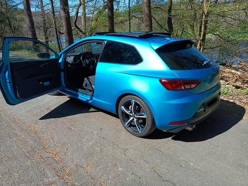 Usata Seat Leon 150 CV (110 kW) 2015 Blu Berlina