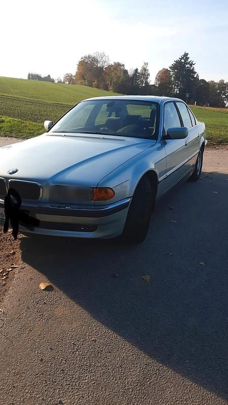 Gebraucht BMW 730 193 PS (141 kW) 2001 Limousine