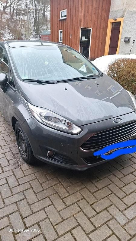 Gebraucht Ford Fiesta 101 PS (74 kW) 2015 Grau Kleinwagen