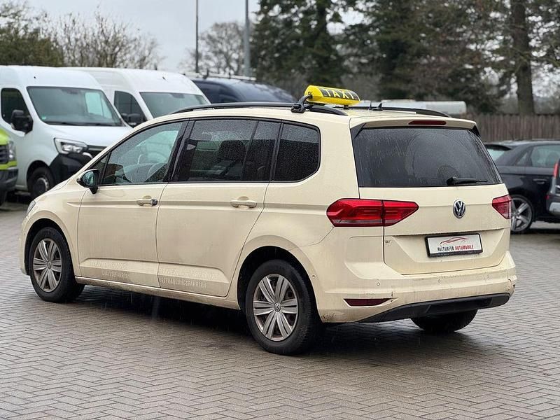 Gebraucht VW Touran 110 PS (80 kW) 2016 Beige Van / Kleinbus