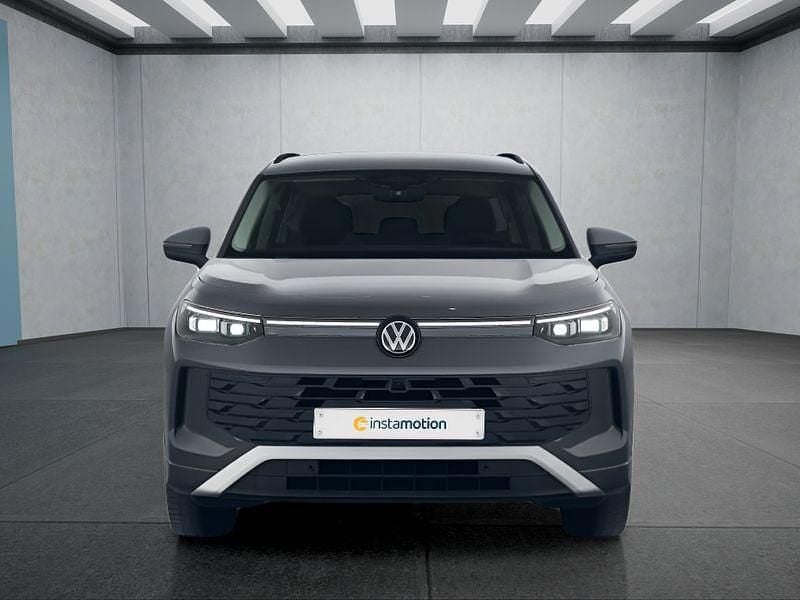 Gebraucht VW Tayron 150 PS (110 kW) 2025 Grau SUV