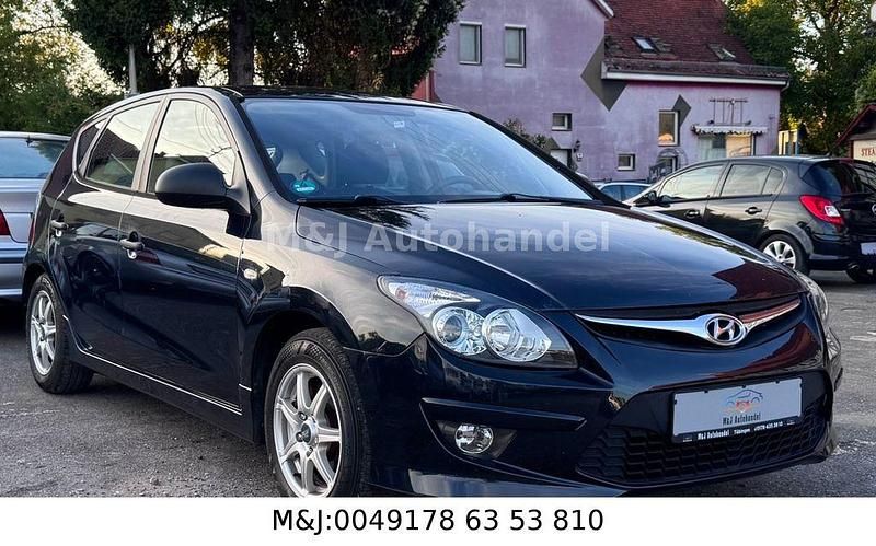 Schwarz Gebraucht 2010 Hyundai i30 Edition Limousine | 2.999 € (Fairer Preis) - Bild 1/4