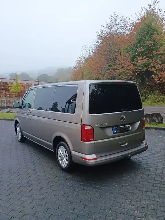 Gebraucht VW Caravelle 150 PS (110 kW) 2016 Beige Van