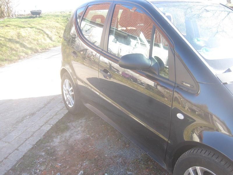 Gebraucht Mercedes A140 85 PS (62 kW) 2001 Schwarz Kleinwagen