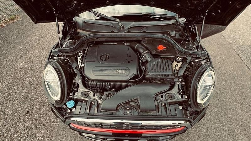 Gebraucht Mini John Cooper Works 231 PS (169 kW) 2020 Schwarz Kleinwagen