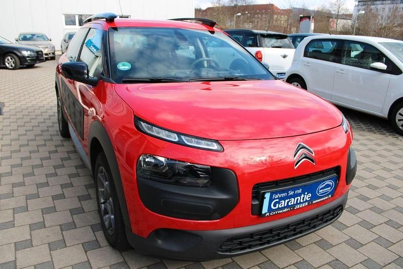 Gebraucht Citroën C4 Feel 82 PS (60 kW) 2017 Rot Van / Kleinbus