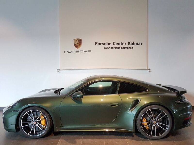 Grün Gebraucht 2022 Porsche 992 | 280.900 € - Bild 1/4