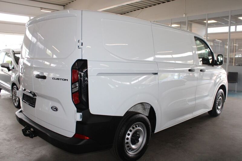 Gebraucht Ford Transit Custom 110 PS (80 kW) 2024 Weiß Limousine