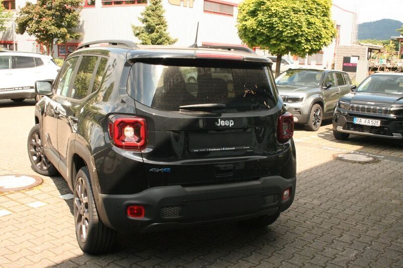 Gebraucht Jeep Renegade 239 PS (175 kW) 2023 Schwarz SUV