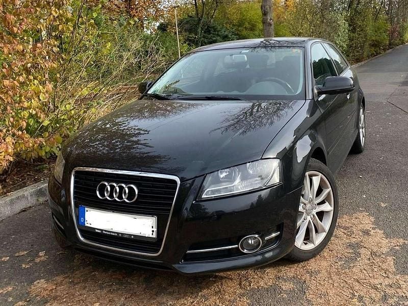 Gebraucht Audi A3 Ambition 102 PS (75 kW) 2011 Schwarz Limousine
