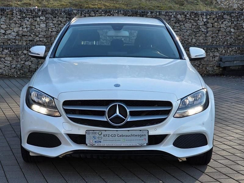 Second-hand Mercedes C180 116 CP (85 kW) 2016 Alb Break