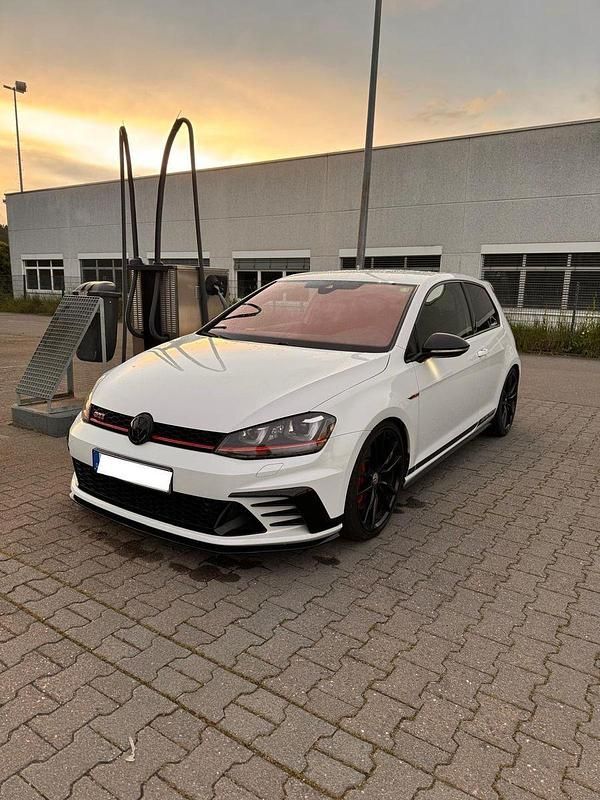 Weiß Gebraucht 2017 VW Golf GTI Clubsport Coupé | 24.799 € (Fairer Preis) - Bild 1/4