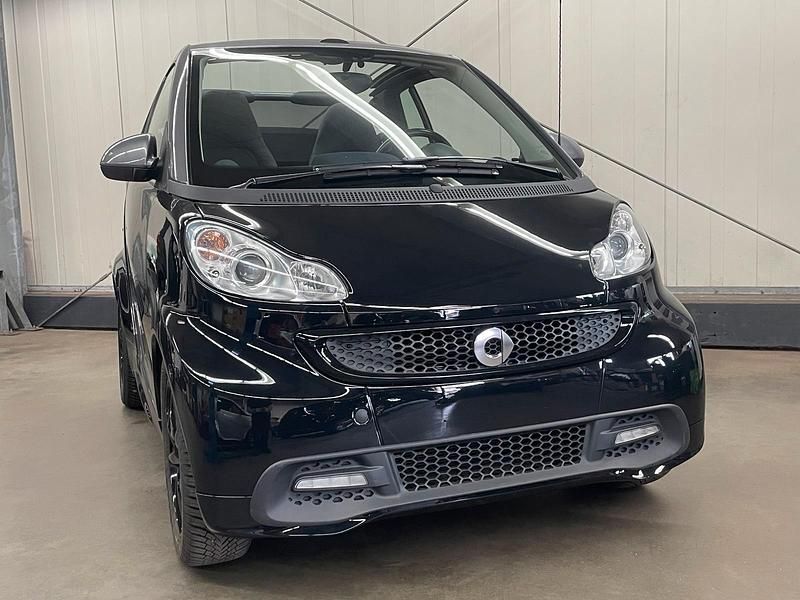 Gebraucht Smart ForTwo Cabrio 71 PS (52 kW) 2014 Schwarz Cabrio