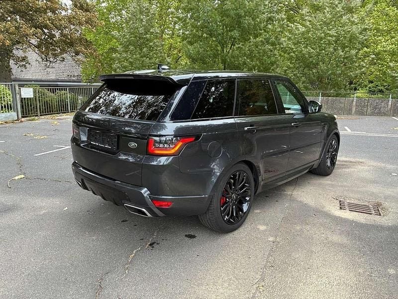 Grau Gebraucht 2018 Land Rover Range Rover Sport S SUV | 32.000 € (Guter Preis) - Bild 1/4