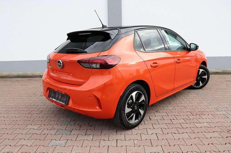 Gebraucht Opel Corsa-e Edition 100 kW (136 PS) 2020 Powerorangeperleffekt Kleinwagen