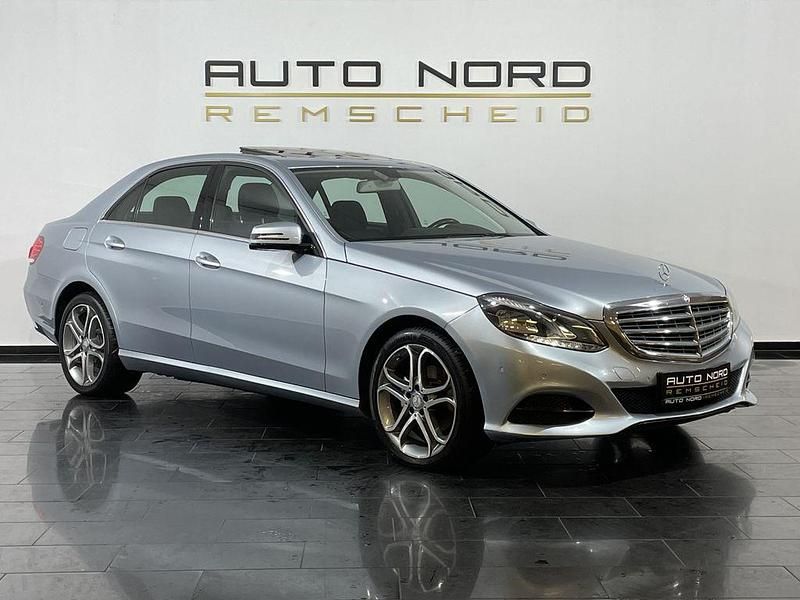 Gebraucht Mercedes E220 170 PS (125 kW) 2013 Silber Limousine
