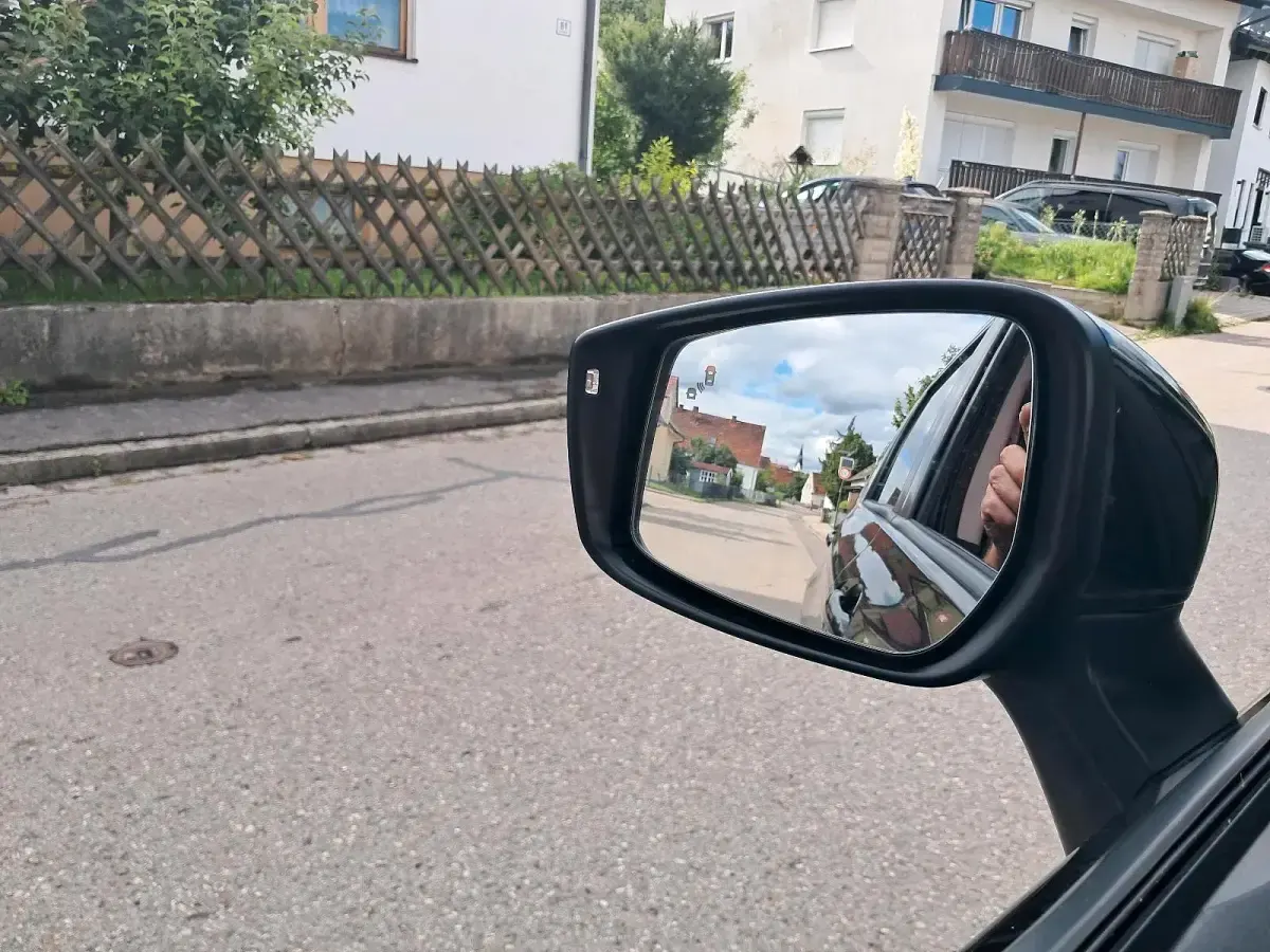 Gebraucht Nissan Note 360º 90 PS (66 kW) 2015 Schwarz Kleinwagen