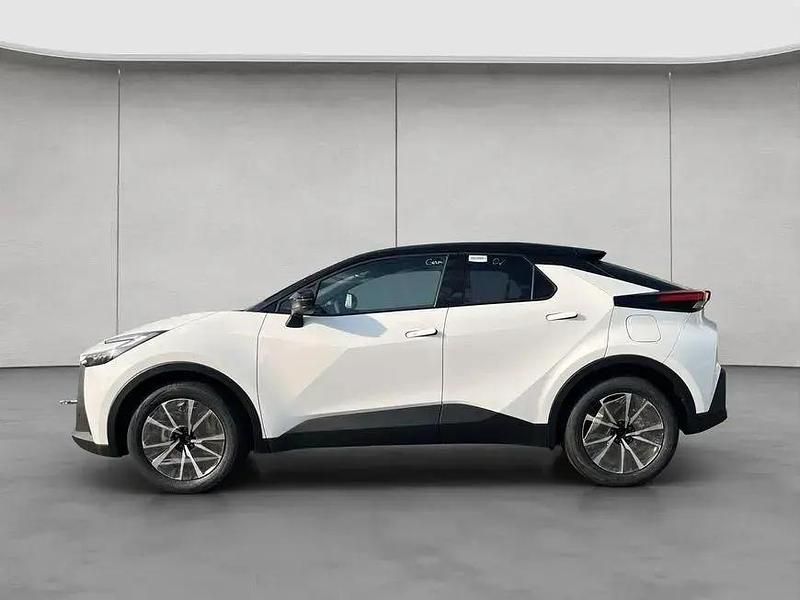 Neu Toyota C-HR 178 PS (130 kW) 2025 Weiß SUV
