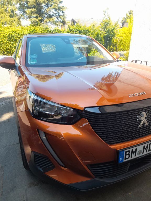 Orange Gebraucht 2022 Peugeot 2008 Active SUV | 14.500 € (Superpreis) - Bild 1/4