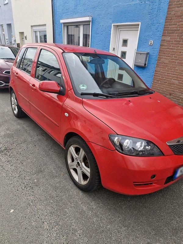 Gebraucht Mazda 2 68 PS (50 kW) 2007 Rot Kleinwagen