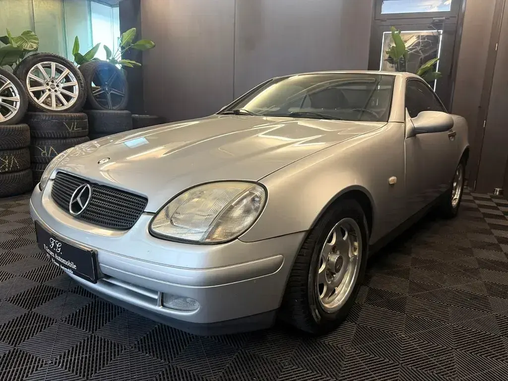 Gebraucht Mercedes SLK200 136 PS (100 kW) 1997 Silber Cabrio