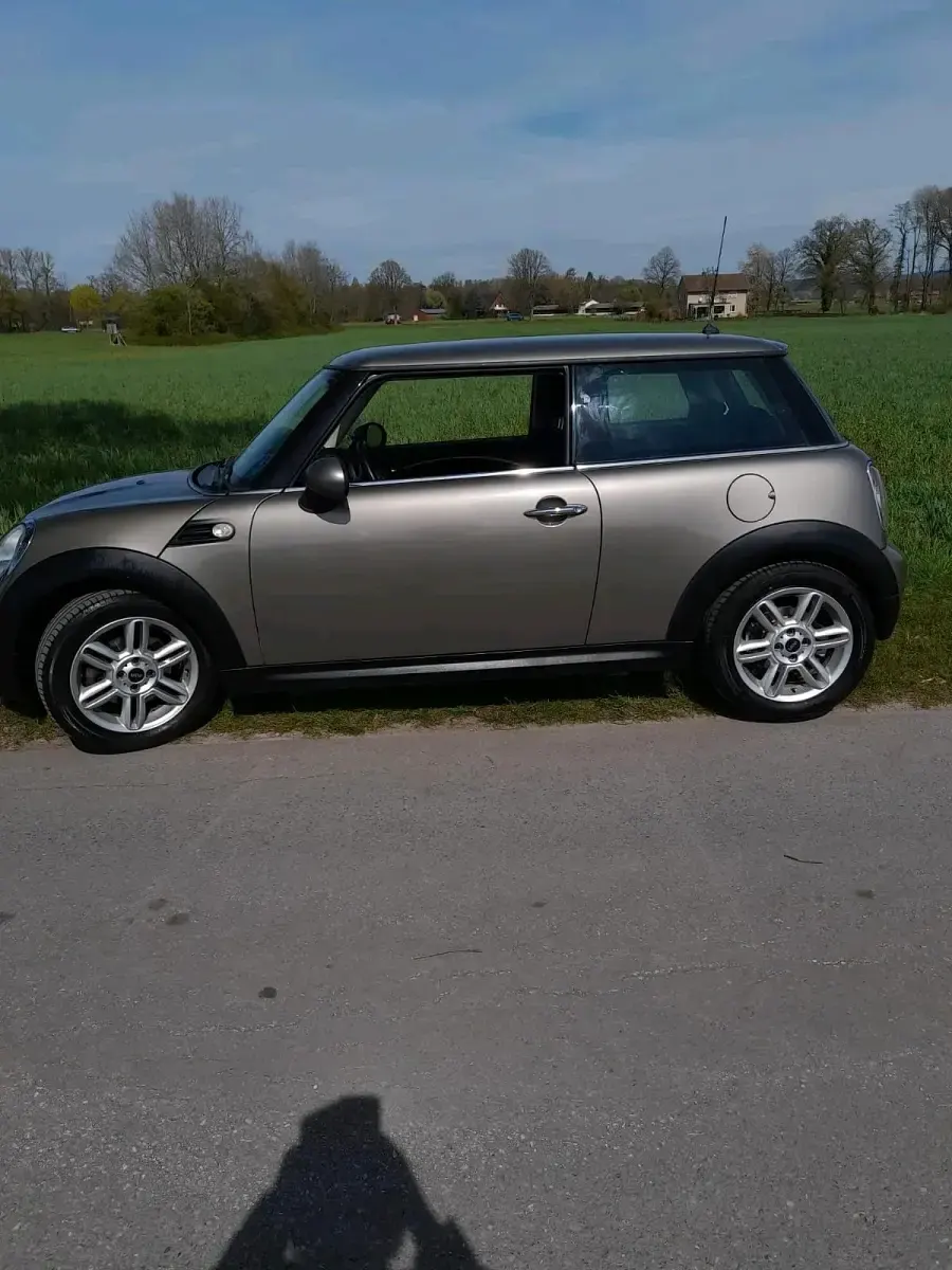 Brugt Mini Cooper 75 HK (55 kW) 2012 Guld Hatchback