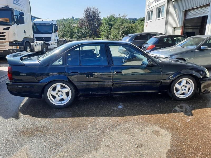 Gebraucht 1991 Opel Omega Limousine | 35.500 € - Bild 1/4
