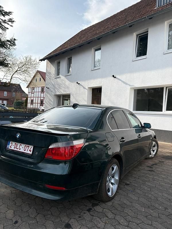 Gebraucht BMW 523 192 PS (141 kW) 2004 Blau Kleinwagen