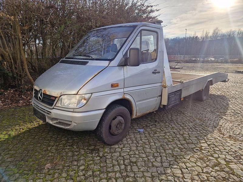 Silber Gebraucht 2005 Mercedes 416 Van | 6.950 € - Bild 1/4