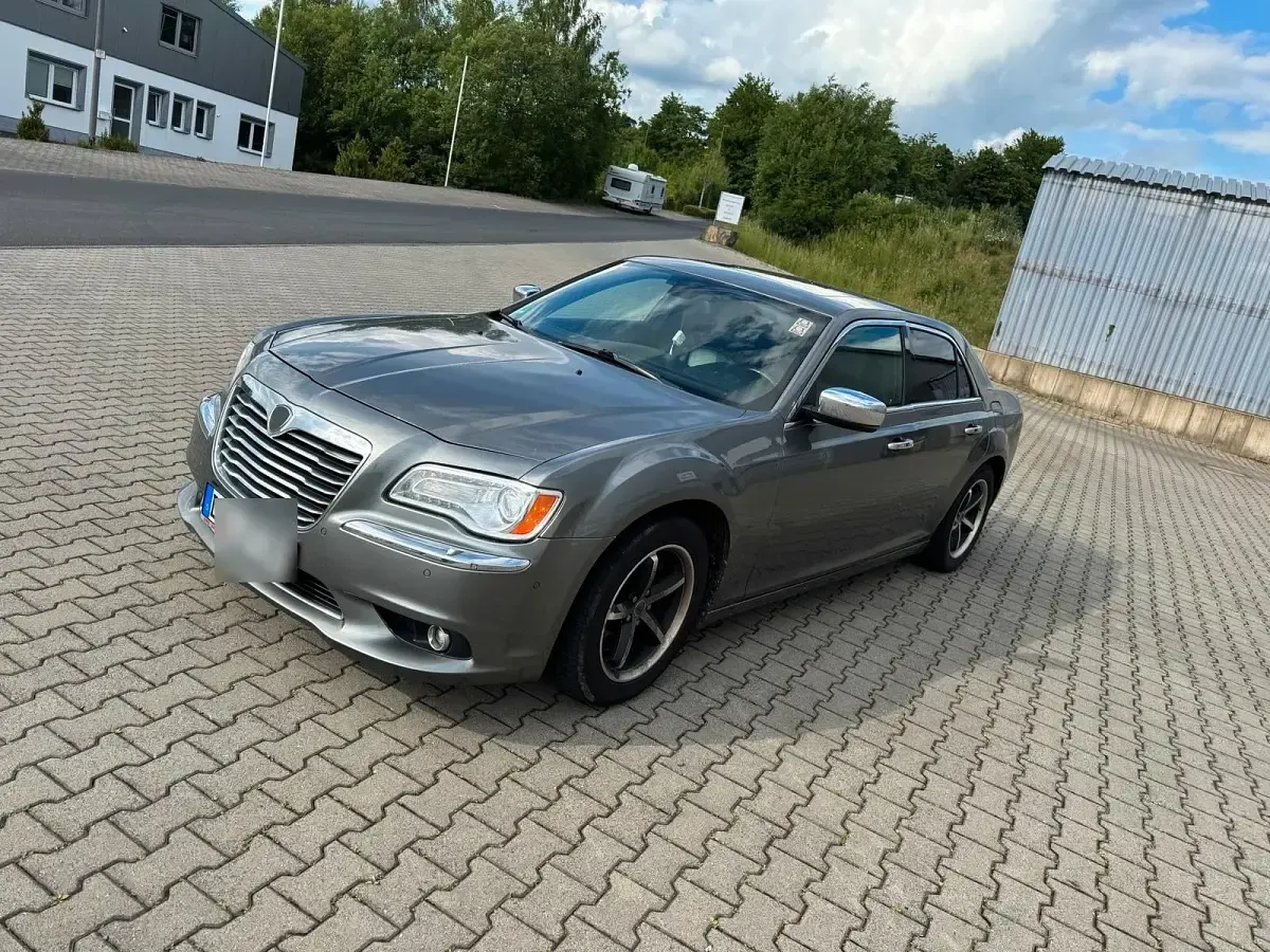 Gebraucht Lancia Thema 239 PS (175 kW) 2013 Grau Limousine