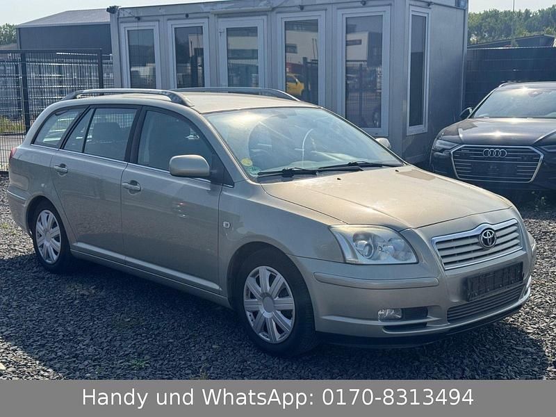 Gebraucht Toyota Avensis Sol 147 PS (108 kW) 2003 Grün Kombi