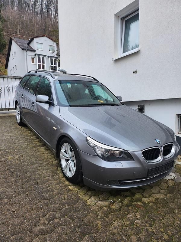 Gebraucht BMW 520 170 PS (125 kW) 2010 Silber Kombi