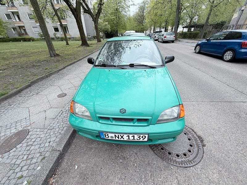 Usata Suzuki Swift 39 CV (28 kW) 2000 Verde Utilitaria