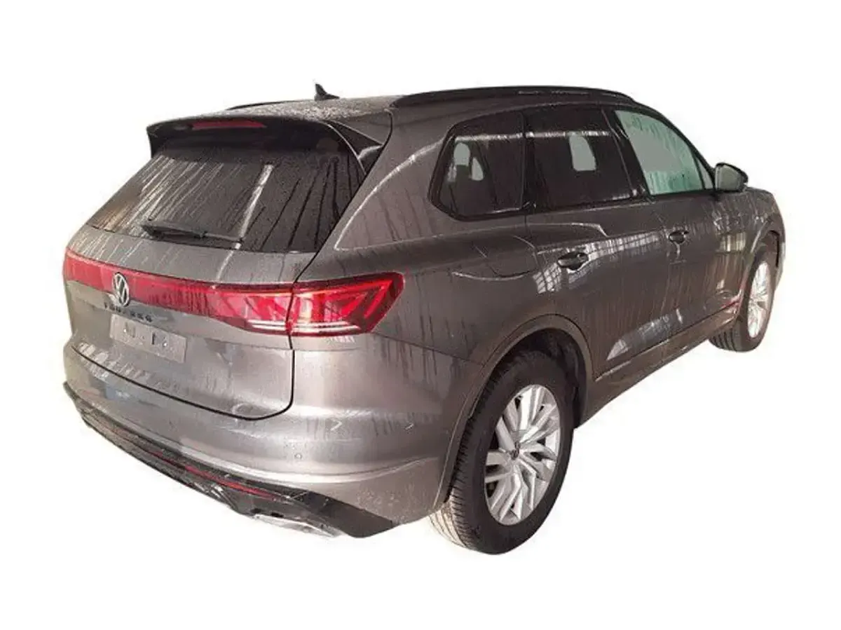 Gebraucht VW Touareg Style 286 PS (210 kW) 2025 Grau SUV