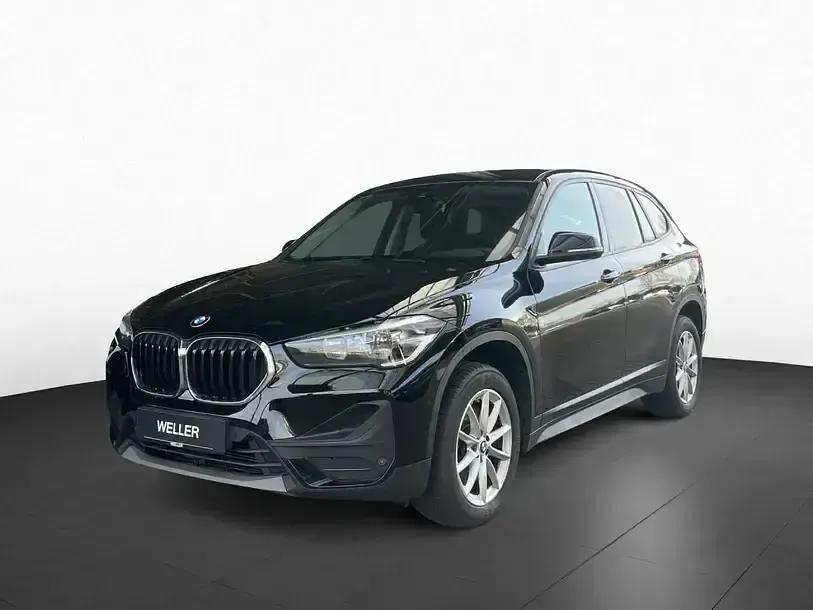 Używany BMW X1 Advantage 190 KM (139 kW) 2022 Czarny SUV