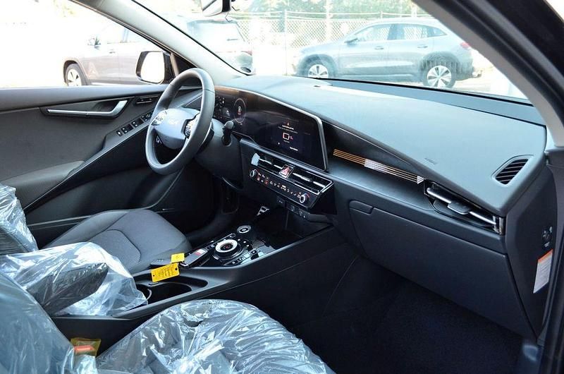 Gebraucht Kia e-Niro 150 kW (204 PS) 2024 Schwarz SUV