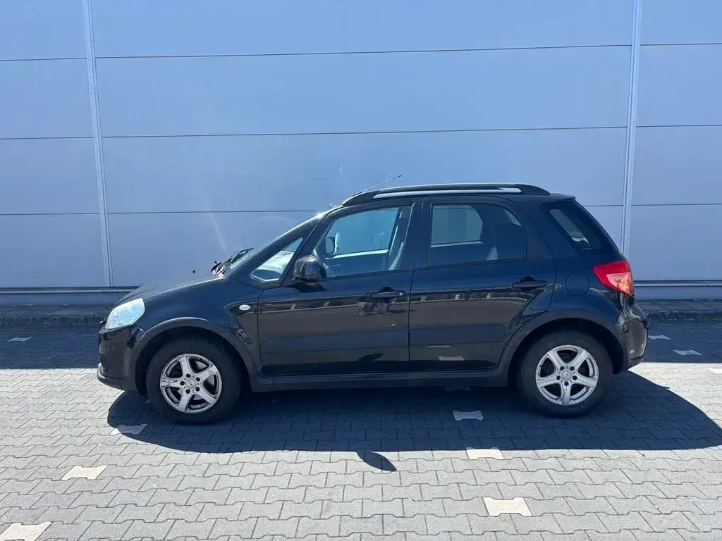 Gebraucht Suzuki SX4 107 PS (78 kW) 2007 Schwarz Limousine