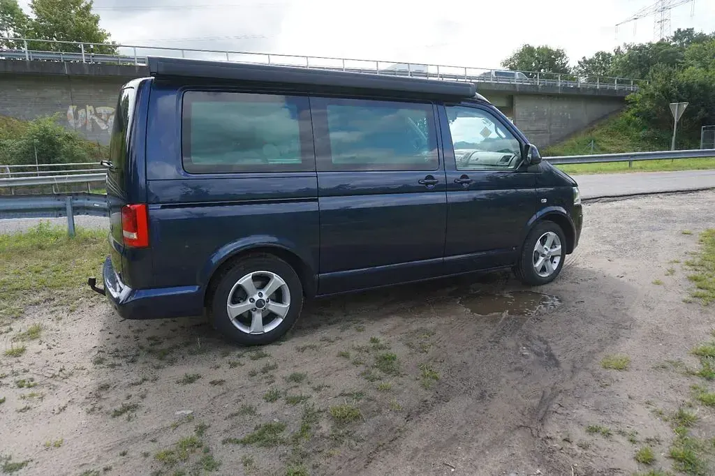Gebraucht VW California California 179 PS (131 kW) 2011 Blau Van
