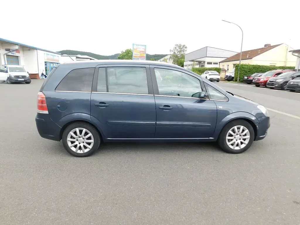 Gebraucht Opel Zafira Catch Me 150 PS (110 kW) 2008 Van / Kleinbus