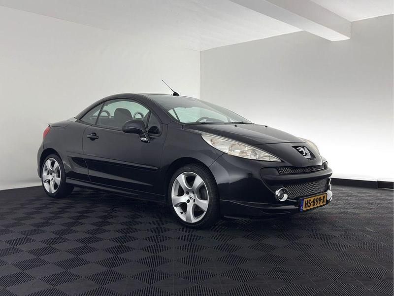 Gebraucht Peugeot 207 CC Sport 120 PS (88 kW) 2008 Schwarz Cabrio