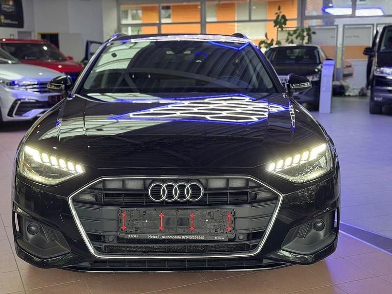 Gebraucht Audi A4 Sport 163 PS (119 kW) 2021 Schwarz Kombi