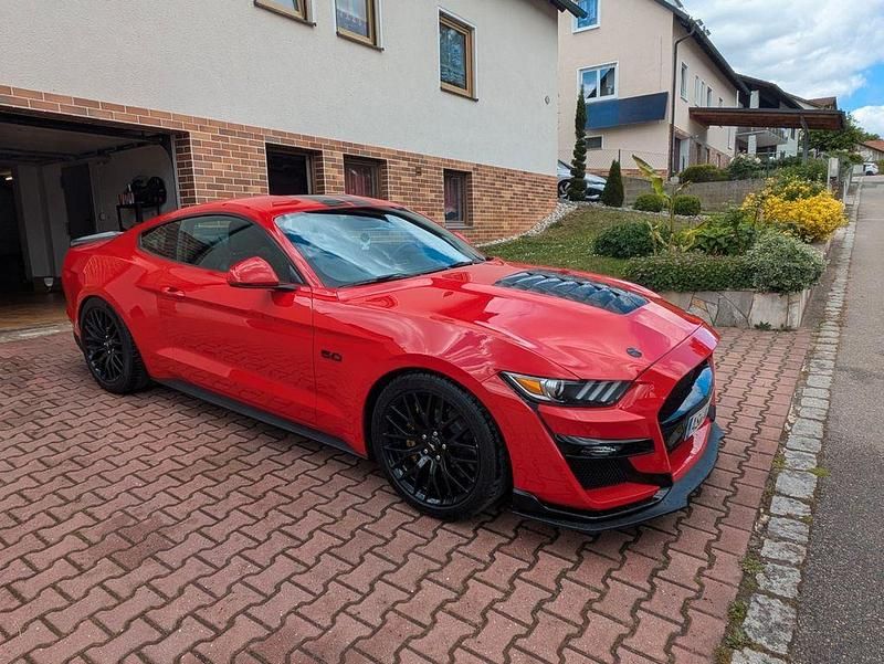 Gebraucht Ford Mustang GT 421 PS (309 kW) 2017 Rot Coupé